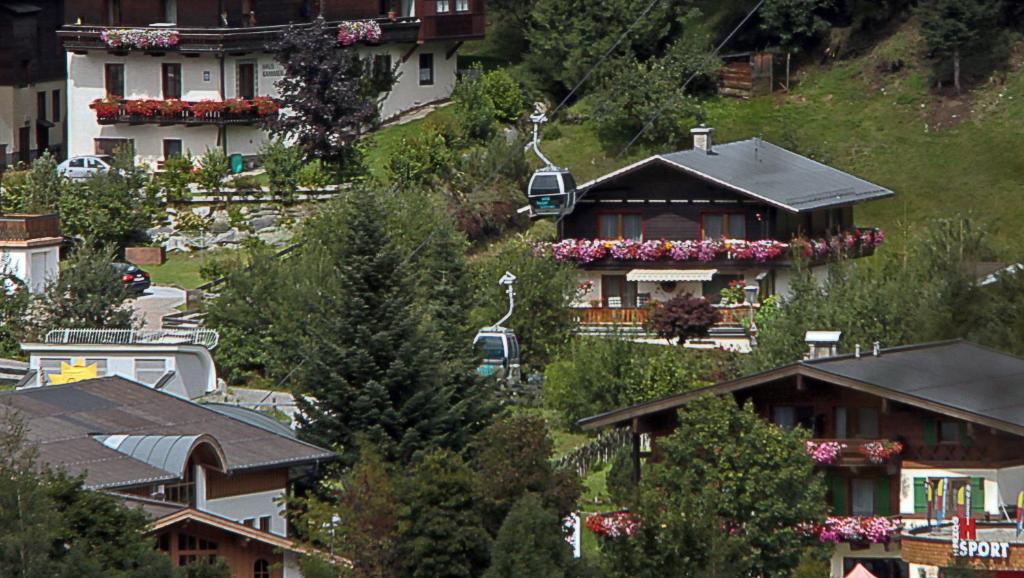 Privatzimmer Kammerlander Neukirchen am Großvenediger 객실 사진